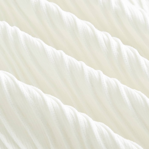 SHEIN Ivory Textured Mock Neck Keyhole Back Flounce Sleeve Crop Top - Picture 7 of 12